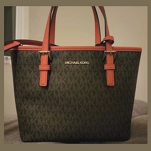 Michael Kors Crossover Bag